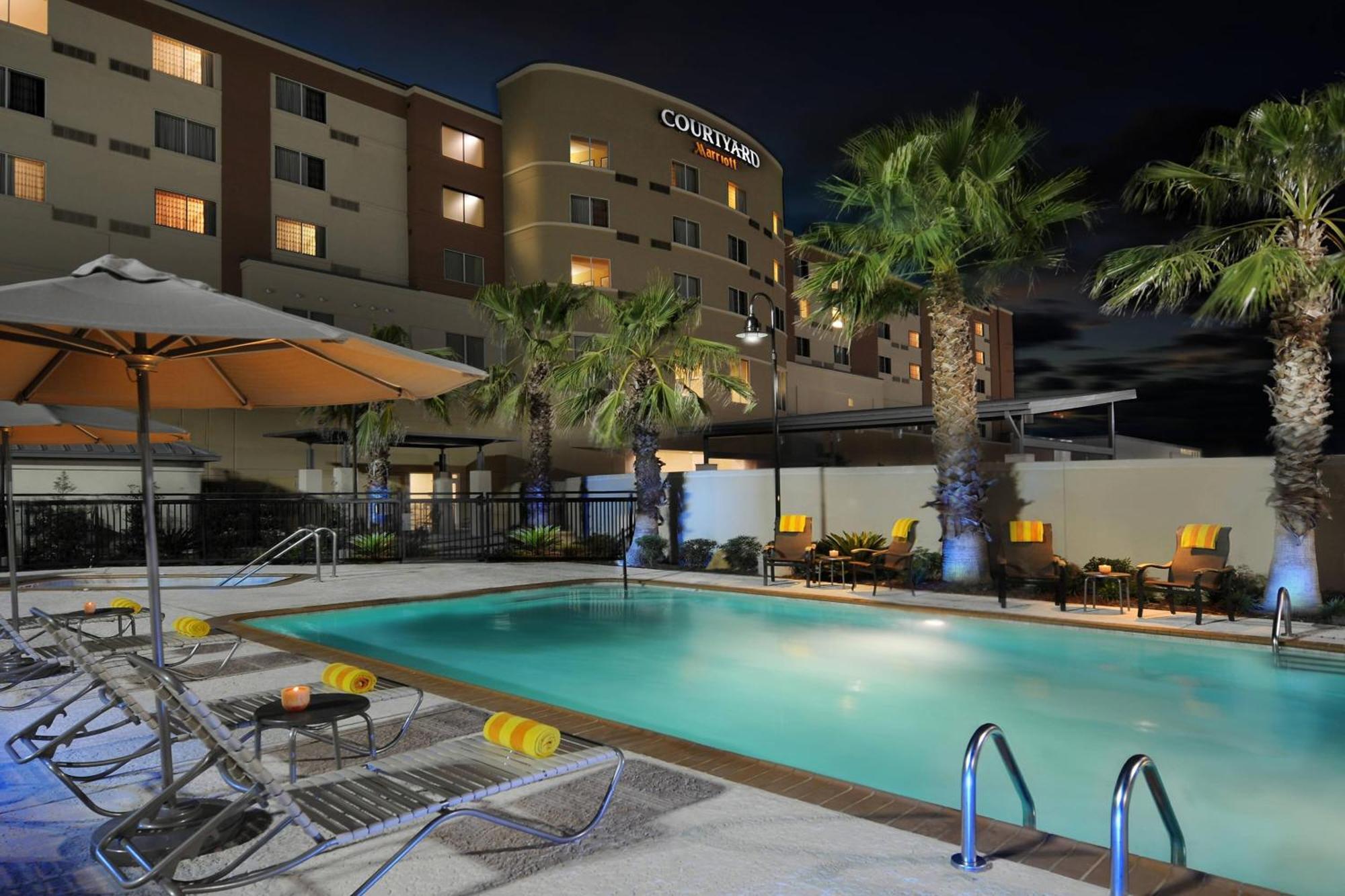 Courtyard Marriott Houston Pearland Hotel Exterior foto