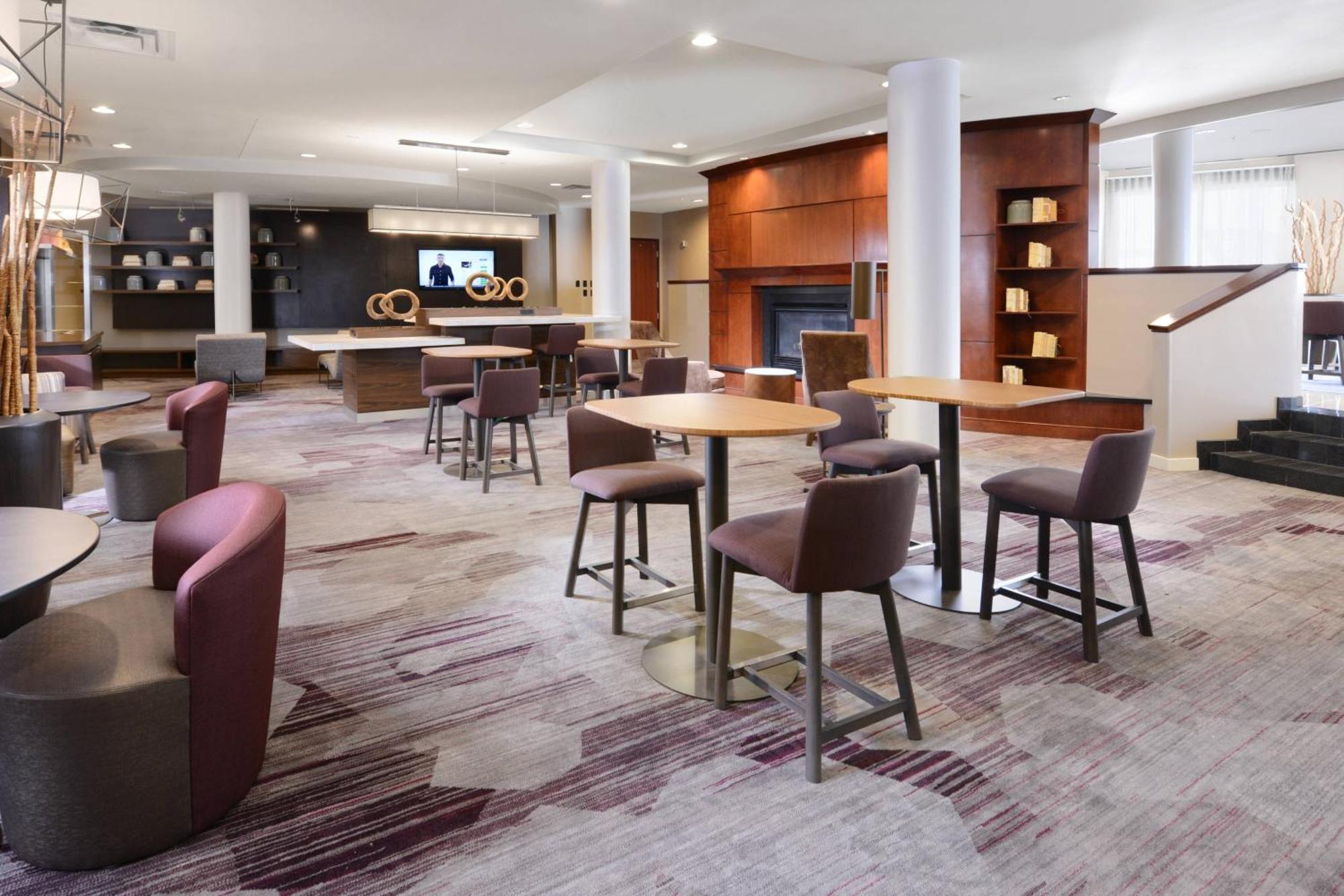 Courtyard Marriott Houston Pearland Hotel Exterior foto