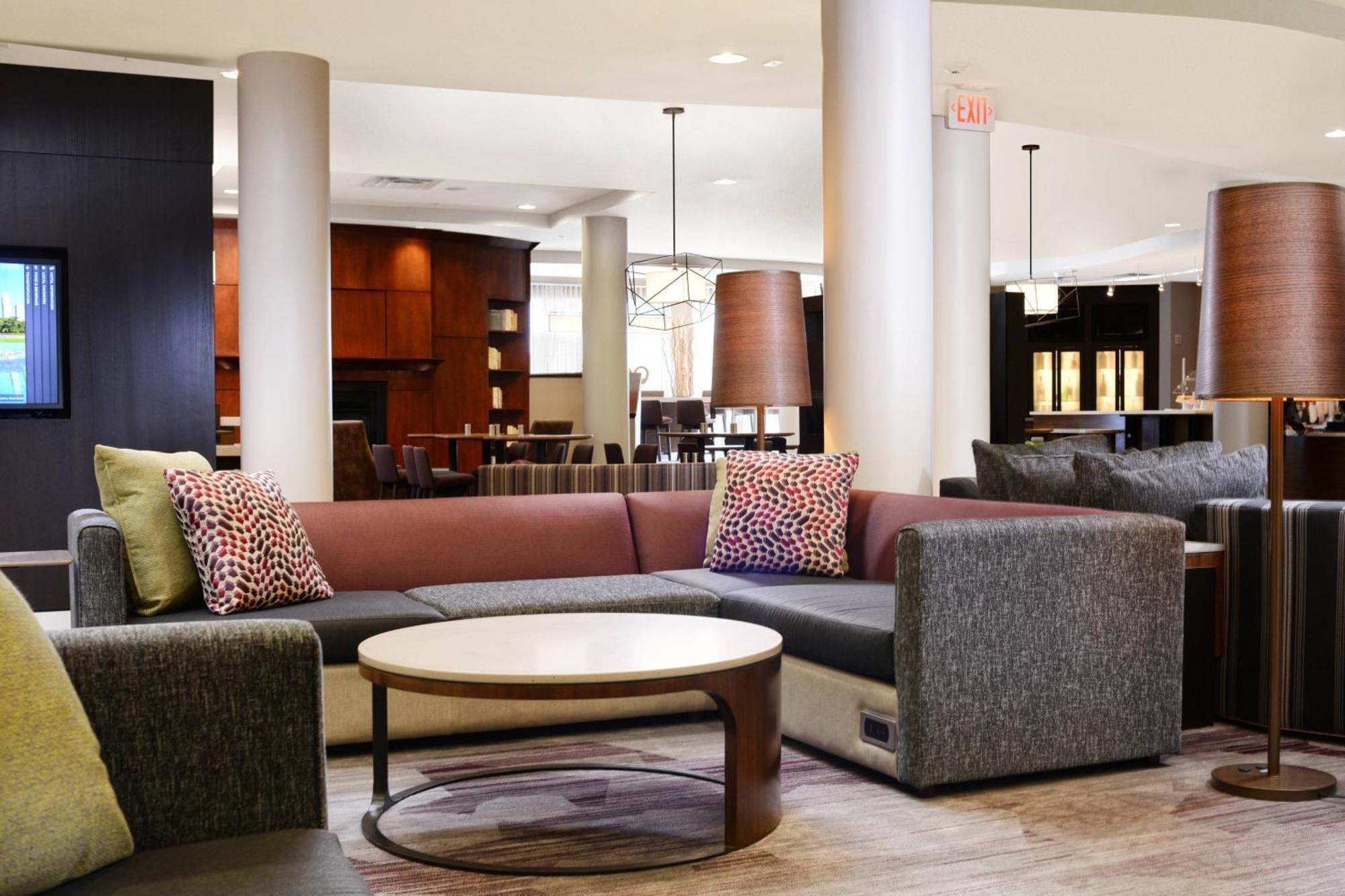 Courtyard Marriott Houston Pearland Hotel Exterior foto