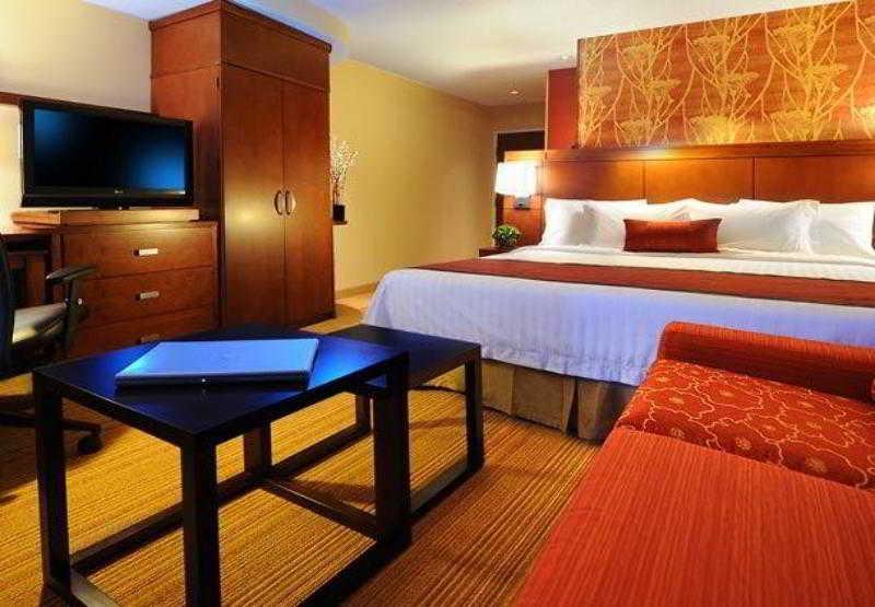 Courtyard Marriott Houston Pearland Hotel Quarto foto