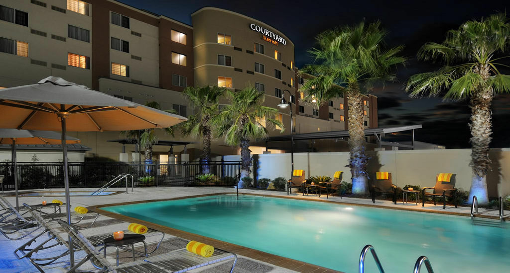 Courtyard Marriott Houston Pearland Hotel Exterior foto